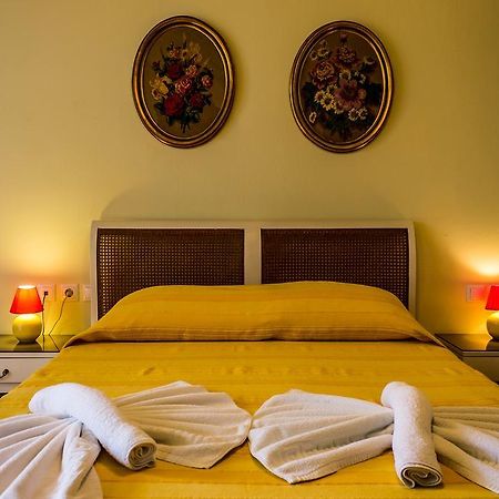 Hotel Mato Skiathos Town Bagian luar foto
