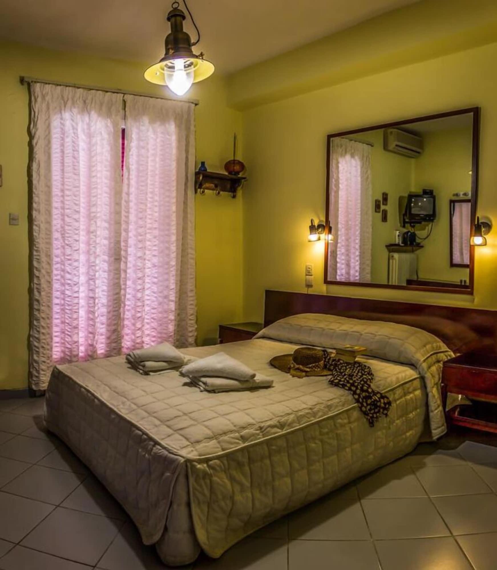 Hotel Mato Skiathos Town Bagian luar foto