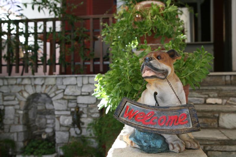 Hotel Mato Skiathos Town Bagian luar foto
