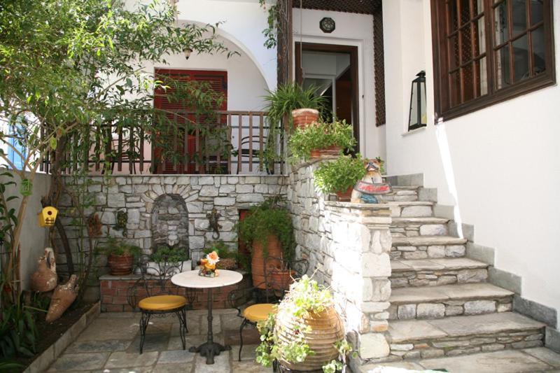 Hotel Mato Skiathos Town Bagian luar foto